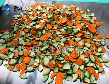 油炸黄瓜、胡萝卜片
